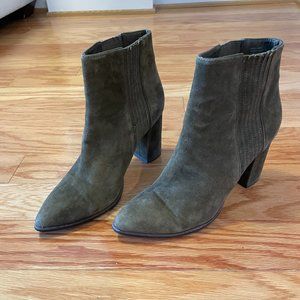 Anthropologie Seychelles Olive Suede Ankle Booties Size 8.5